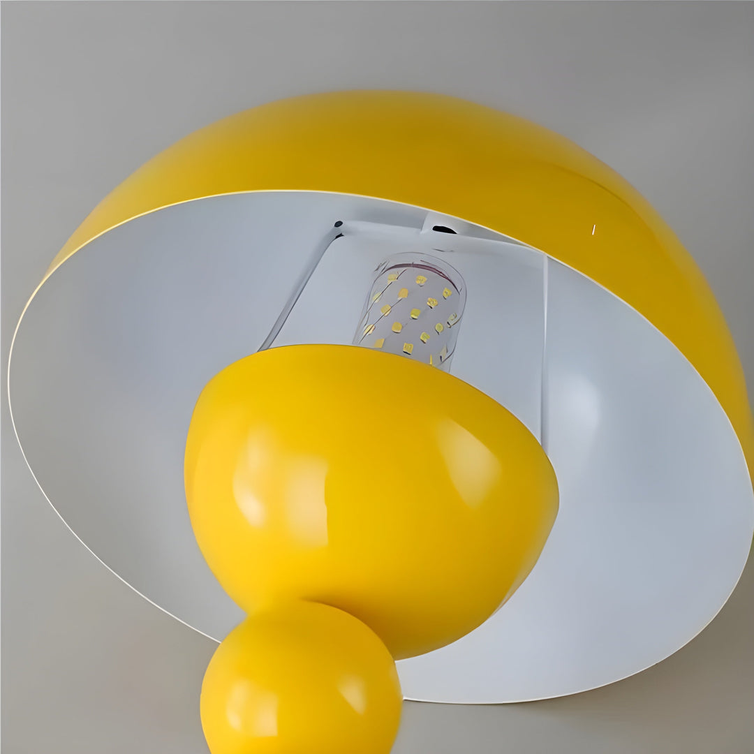 Skandinavische dimmbare LED Tischlampe, vielseitig für Nachttisch, Wohnzimmer & Arbeitsplatz.