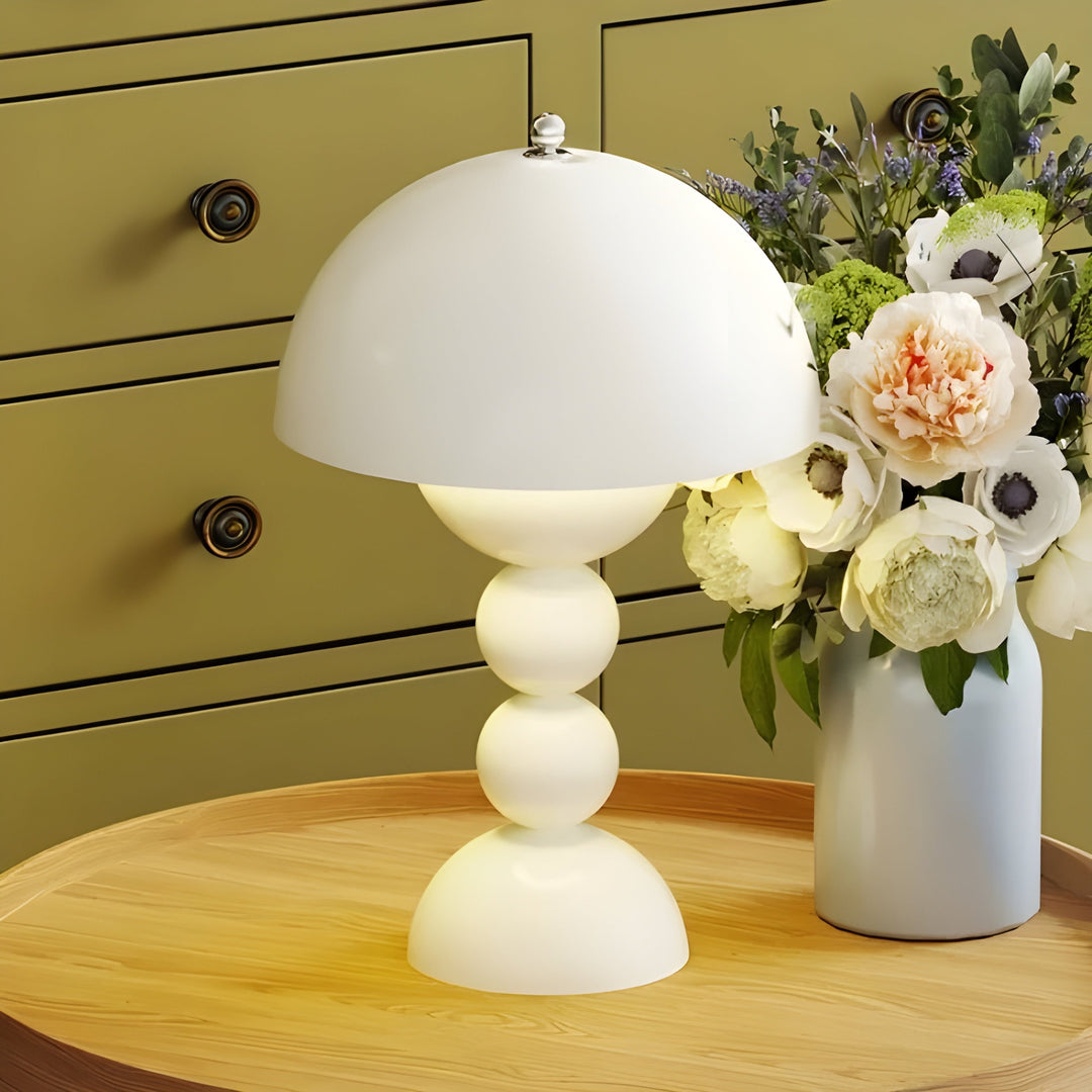 Skandinavische Design LED Tischlampe, dimmbar, vielseitige Beleuchtung für jeden Raum.