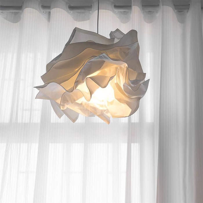 Nordische Pendelleuchte aus Papier, Wolkenform, sanftes, energiesparendes LED-Licht.