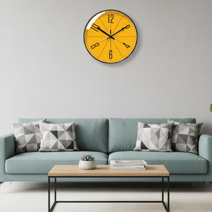 Nordische Wanduhr, modern, minimalistisches Design, leise, schwarz, stilvolle Wohndeko für Wohnzimmer.