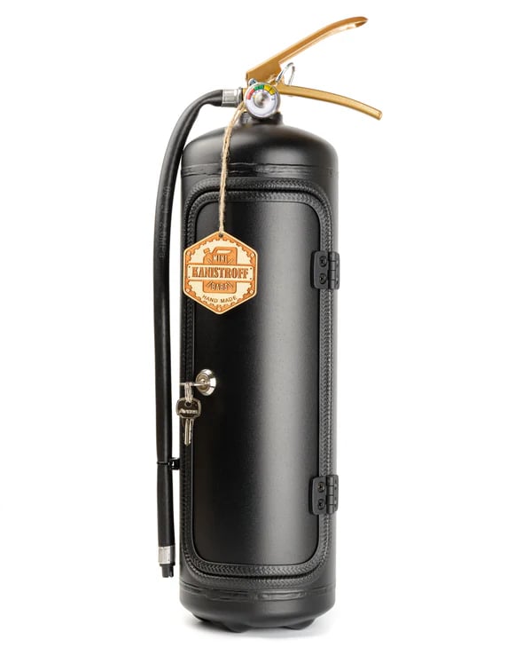 Geschlossene Feuerlöscher Mini-Bar aus Metall, ein originelles und praktisches Geschenk für moderne Herren.