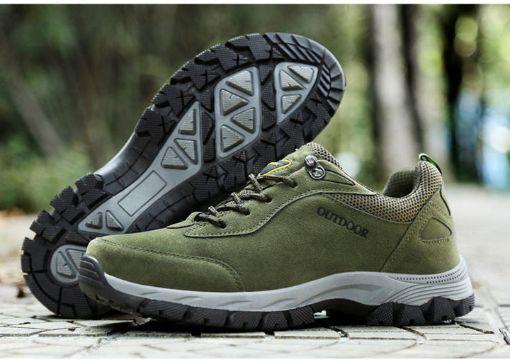 Hochwertige orthopädische Trekkingschuhe für Damen & Herren, atmungsaktiv & langlebig, hoher Gehkomfort.