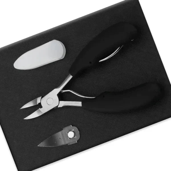 Robuster Nagelschneider für dicke Zehennägel. Hochwertiges Edelstahl-Pediküre-Werkzeug für starke Nägel.