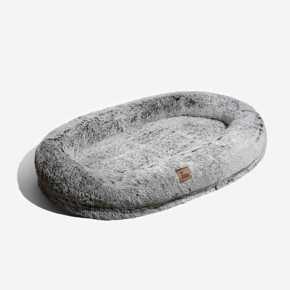 Dieses orthopädische Donut Hundebett ist der perfekte Rückzugsort für Entspannung.
