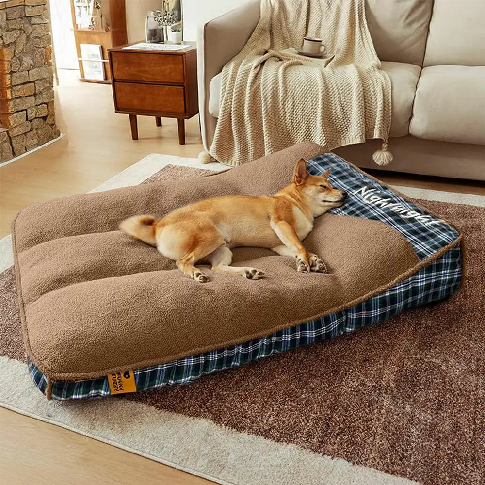 Modernes orthopädisches Hundebett aus Teddyfell, waschbar und rechteckig, für jeden Wohnraum.