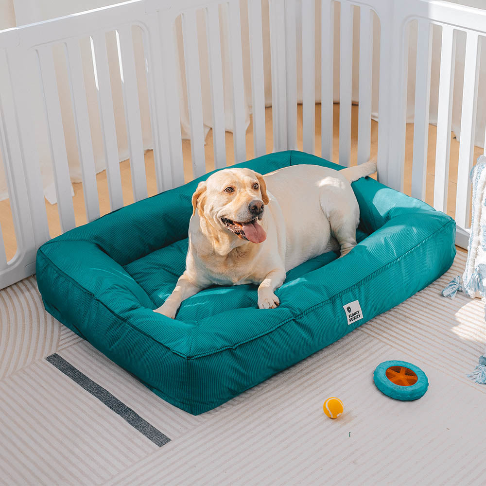 Pflegeleichtes, waschbares und wasserabweisendes orthopädisches Hundebett für große Hunde.