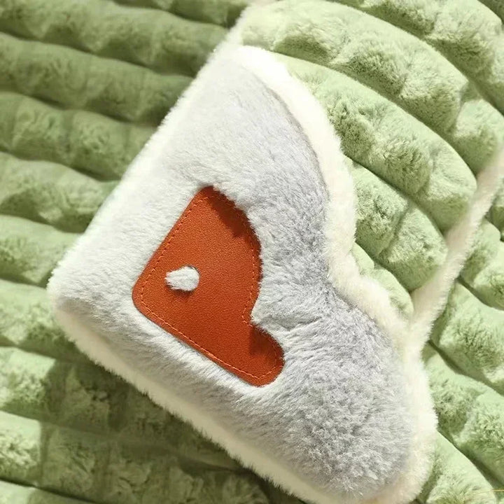 Hochwertiges orthopädisches Hundebett mit Memory Foam Matratze. Bietet Tiefschlaf & Gelenkschonung für Haustiere.