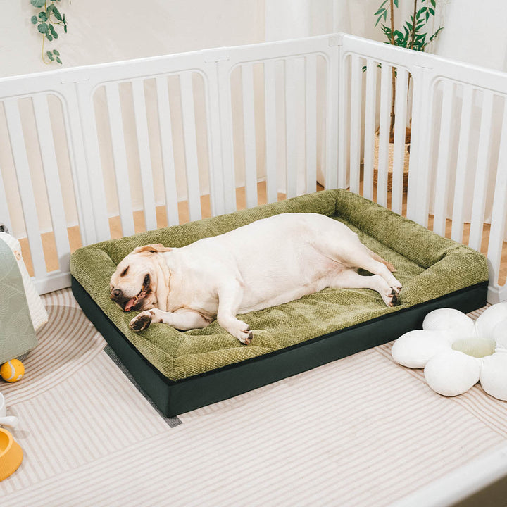 Flauschiges orthopädisches Hundebett mit hohem Rand, Geborgenheit & Gelenkentlastung.