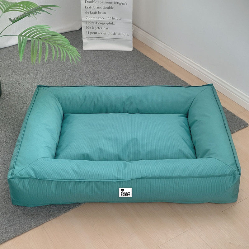 Langlebiges orthopädisches Hundebett, robust, wasserabweisend und komfortabel, für langanhaltende Freude.