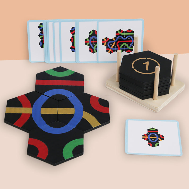 Nahaufnahme des PfadPuzzles: Robuste Holz-Spielsteine & Spielbrett für langanhaltenden Lernspaß & Motorik.