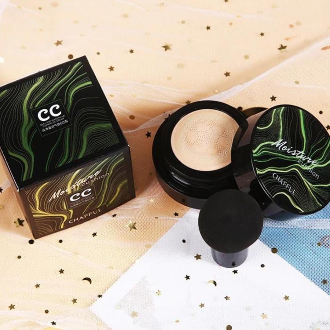 Einfache Anwendung der Pilzkopf CC Creme. Anti-Aging Make-up Foundation für ebenmäßigen Teint und Hautpflege.