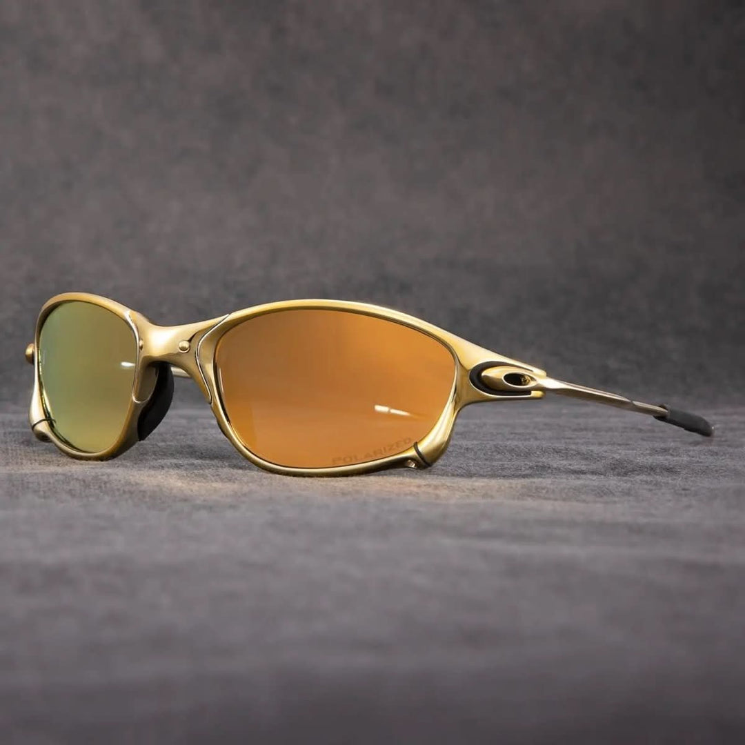 Modische Unisex-Sonnenbrille mit Polarisationsfilter für blendfreie Sicht bei allen Outdoor-Aktivitäten.