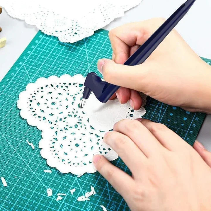 Vielseitiges Schneidewerkzeug für Bastelbedarf. 360-Grad-Rotation ermöglicht präzise Papierschnitte.