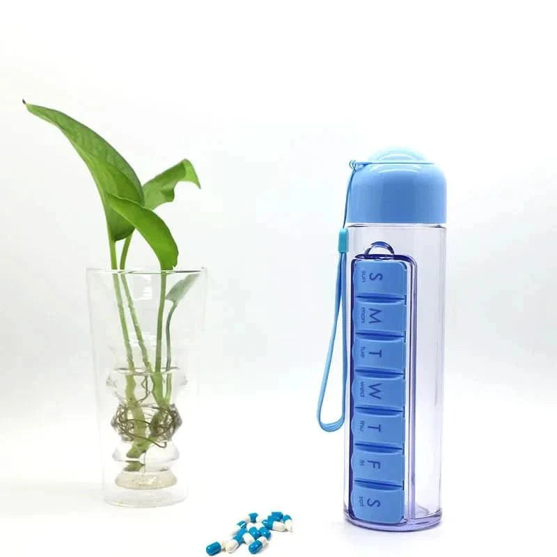 Stylische Medikamentenbox & Wasserflasche für den 7-Tage-Plan. Ideales Zubehör für Organisation und Gesundheit.