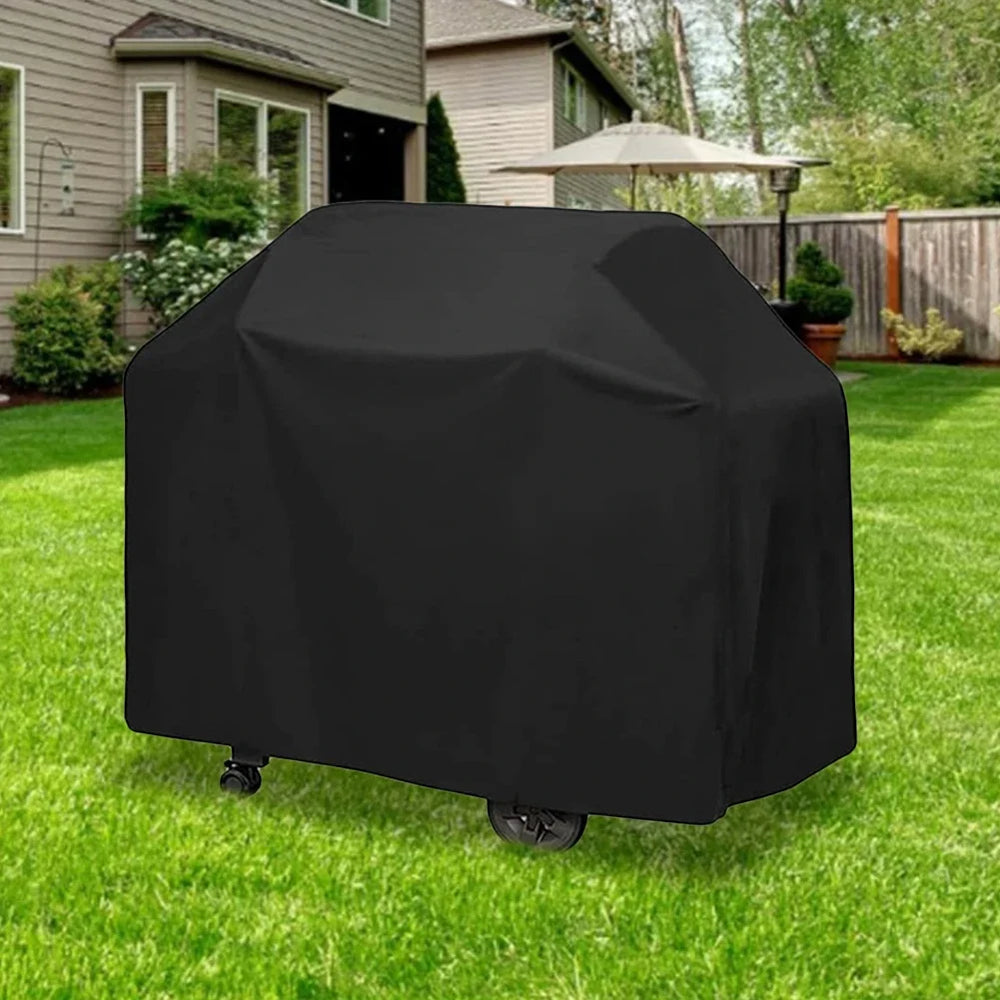 Windfeste Outdoor Grillabdeckung, schwarzes Polyester, wasserdicht & UV-Schutz für BBQ-Grill & Gartenmöbel.