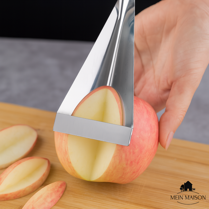 Scharfes Edelstahlmesser zum kreativen Schnitzen von Obst und Gemüse; ideal für Garnierungen und Fruchtkunst.