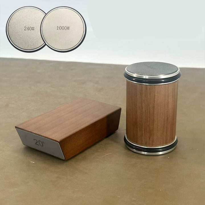 Innovative Holzplattform des rollenden Messerschärfers für sicheres und stabiles Schleifen.