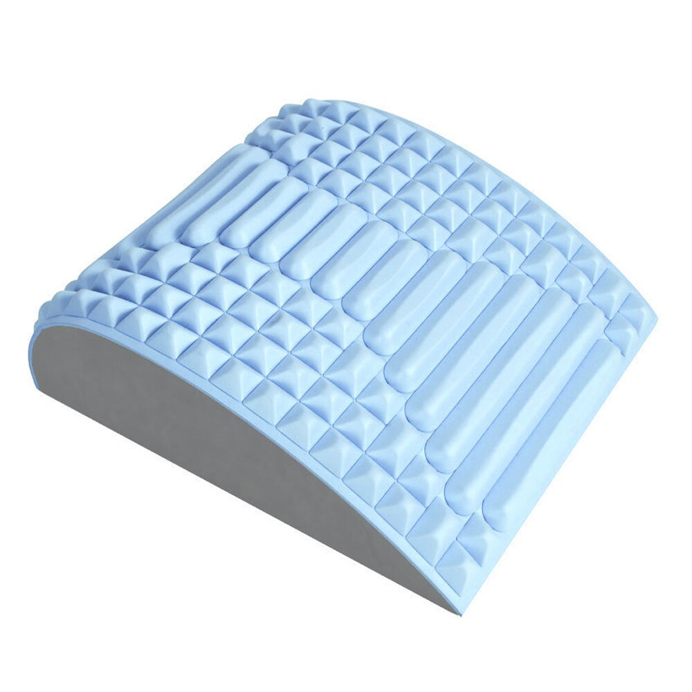 Modernes Rückenstreckkissen im ergonomischen Design für tiefe Entspannung & effektive Schmerzlinderung.