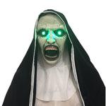 Nonne mit grünen Augen
