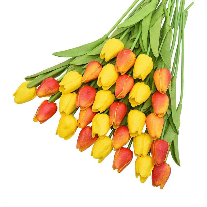 Sommerliche Kunst-Tulpen, 31 Stk., in ansprechenden Farben für frische Tisch- und Gartendeko.