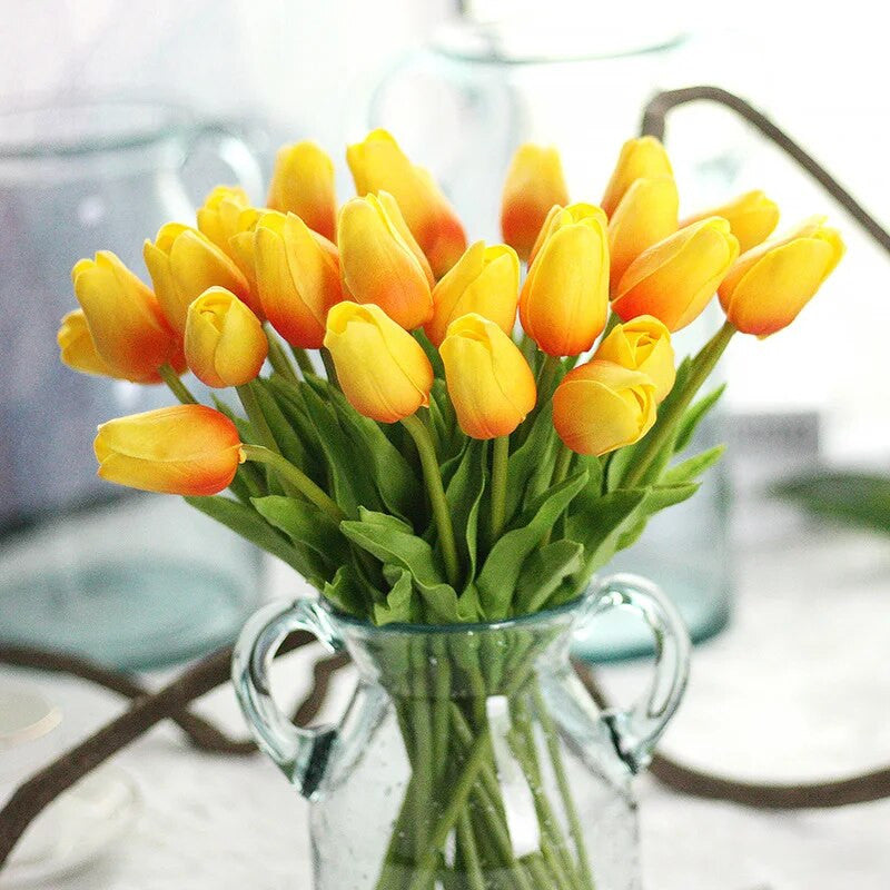 Lebensechte Tulpen-Kunstblumen, 31 Stück, in Rot, Weiß, Pfirsich für moderne Inneneinrichtung.