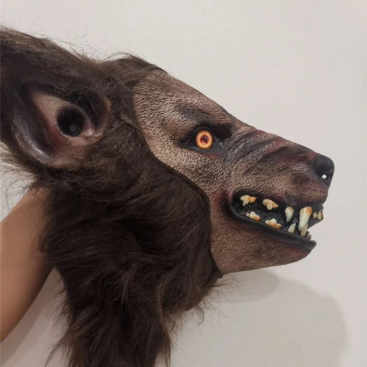 Unisex Werwolf-Maske aus Latex für Halloween-Verkleidungen und Cosplay. Realistisches Grusel-Accessoire.