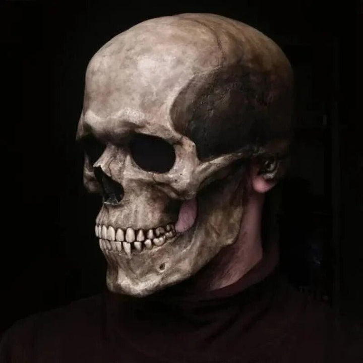 Unisex Totenkopfmaske mit realistischem Design und beweglichem Kiefer. Perfekt für Halloween & gruselige Kostüme.