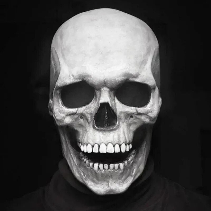 Schwarz-weiße Totenkopfmaske mit beweglichem Kiefer für Halloween, Cosplay und Horror-Mottopartys. Unisex.