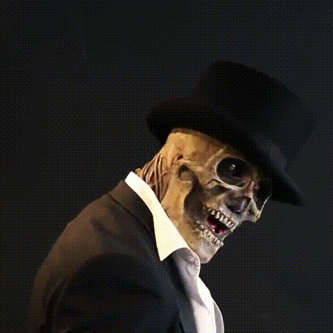 Trage diese realistische Skelettmaske und erschrecke Freunde an Halloween. Horror-Verkleidung.
