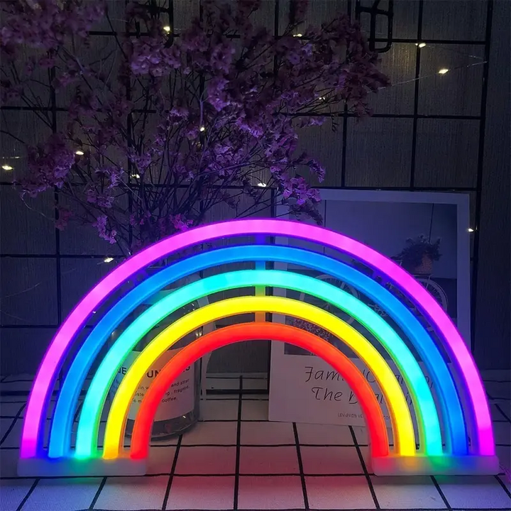 Dekorative LED Regenbogen Lampe, ideal als zauberhaftes Stimmungslicht für Kinderzimmer & modernes Zuhause.