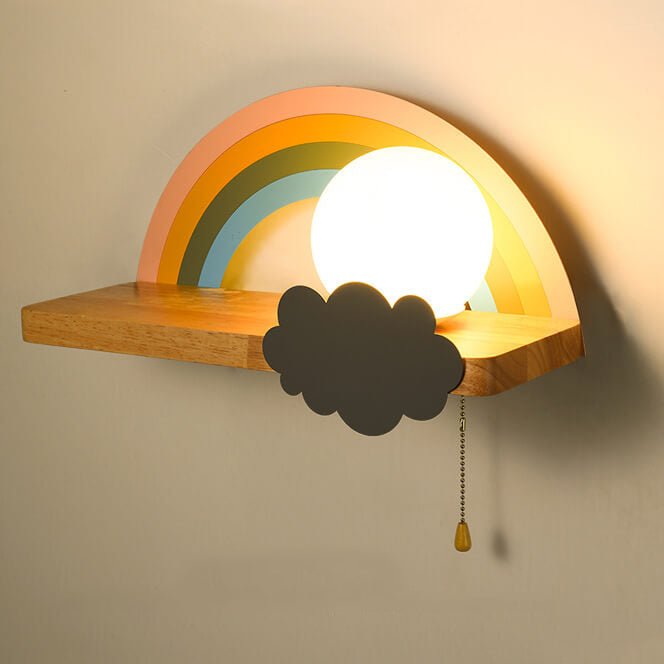 Regenbogen Schlafzimmerlampe: Wandmontierte LED-Leuchte im nordischen Holzdesign für Kinder.