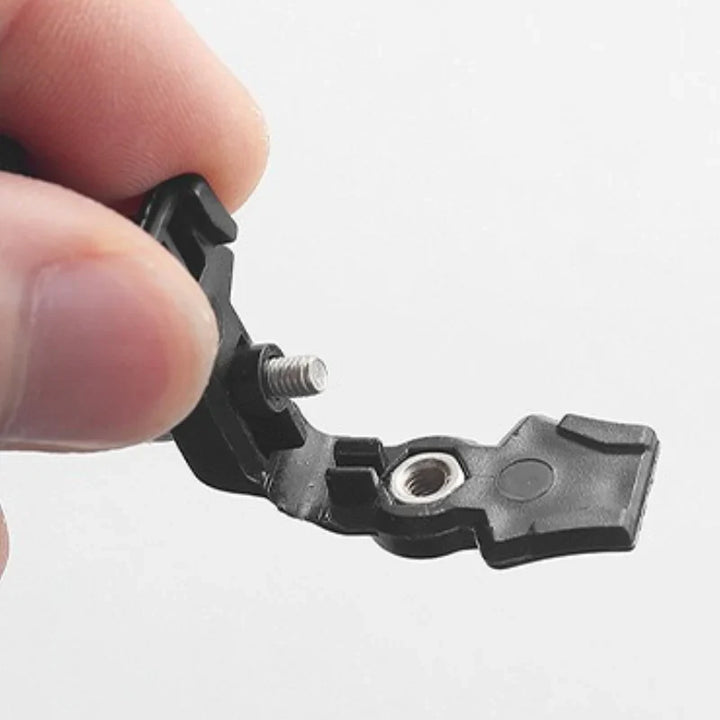 Umfassendes Reißverschluss Reparatur Set mit Ersatzteilen für schnelle und einfache Zip Fixes an Jacken, Zelten & mehr.