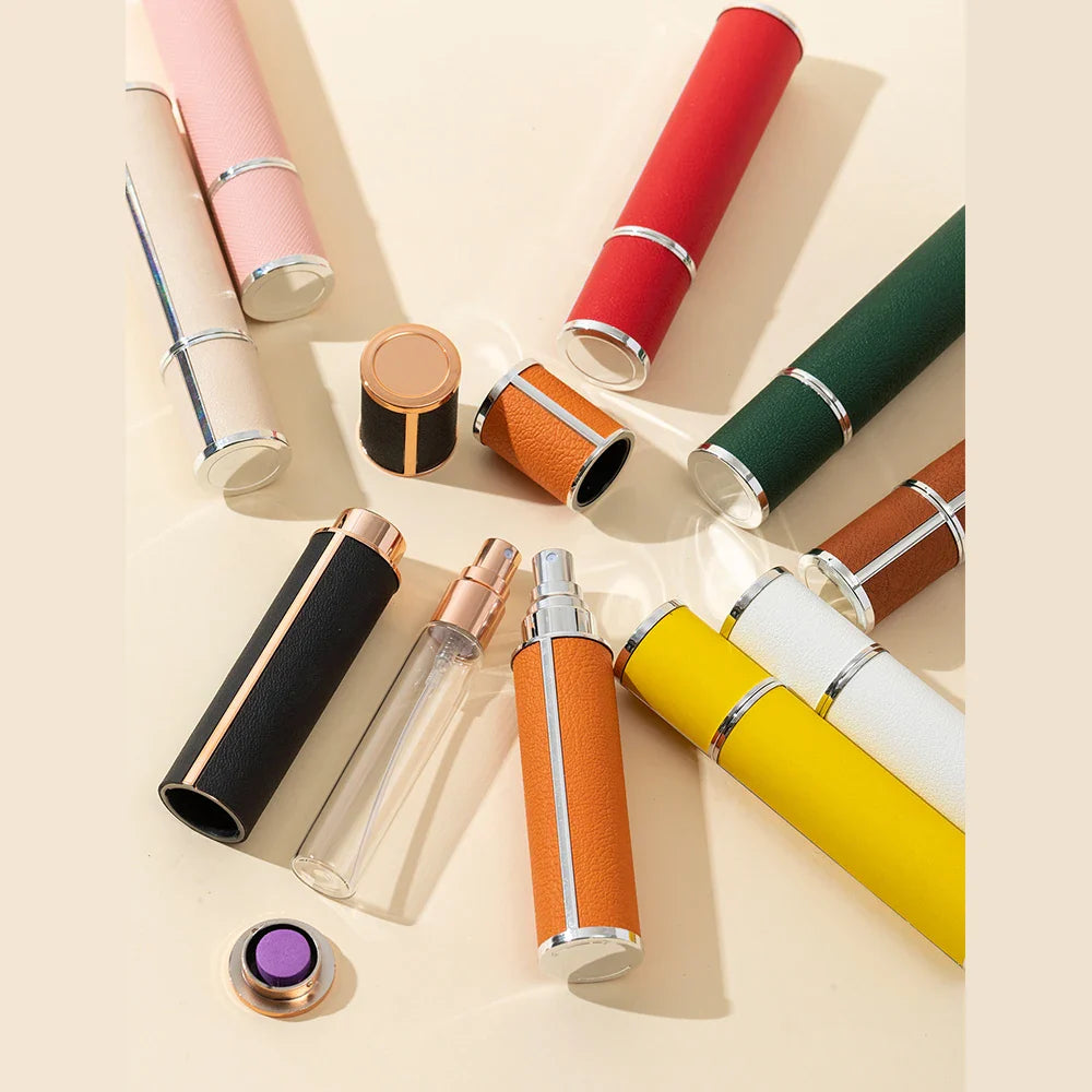 Kompakter 10ml Reiseflakon für Parfüm, nachfüllbar & tragbar, passt in jede Tasche.
