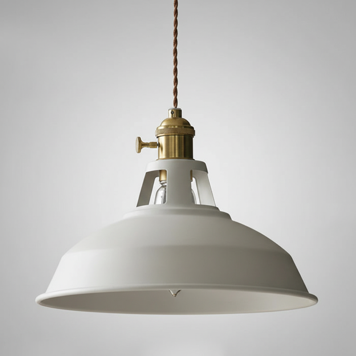 Retro Esszimmerlampe IronLume für den Esstisch. Vintage-Hängelampe im Industriedesign aus Metall. Dekorativ.