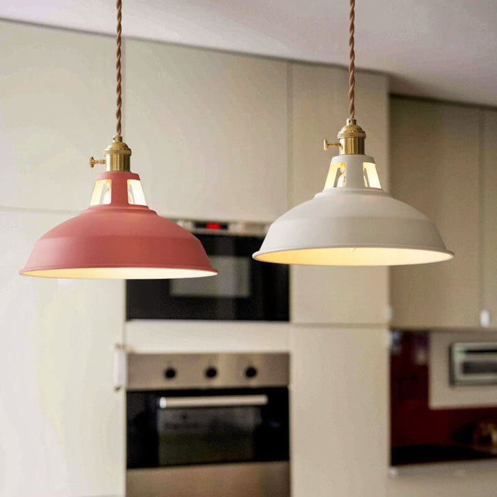 Industrie Pendelleuchte, Vintage-Stil, schwarz/farbig, tolle Beleuchtung für moderne Wohnzimmer.
