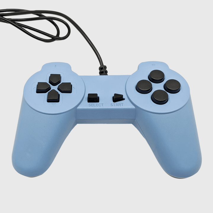 Detailansicht der PixelPlay 8-Bit Retro Spielekonsole mit vorinstallierten Gaming-Klassikern.