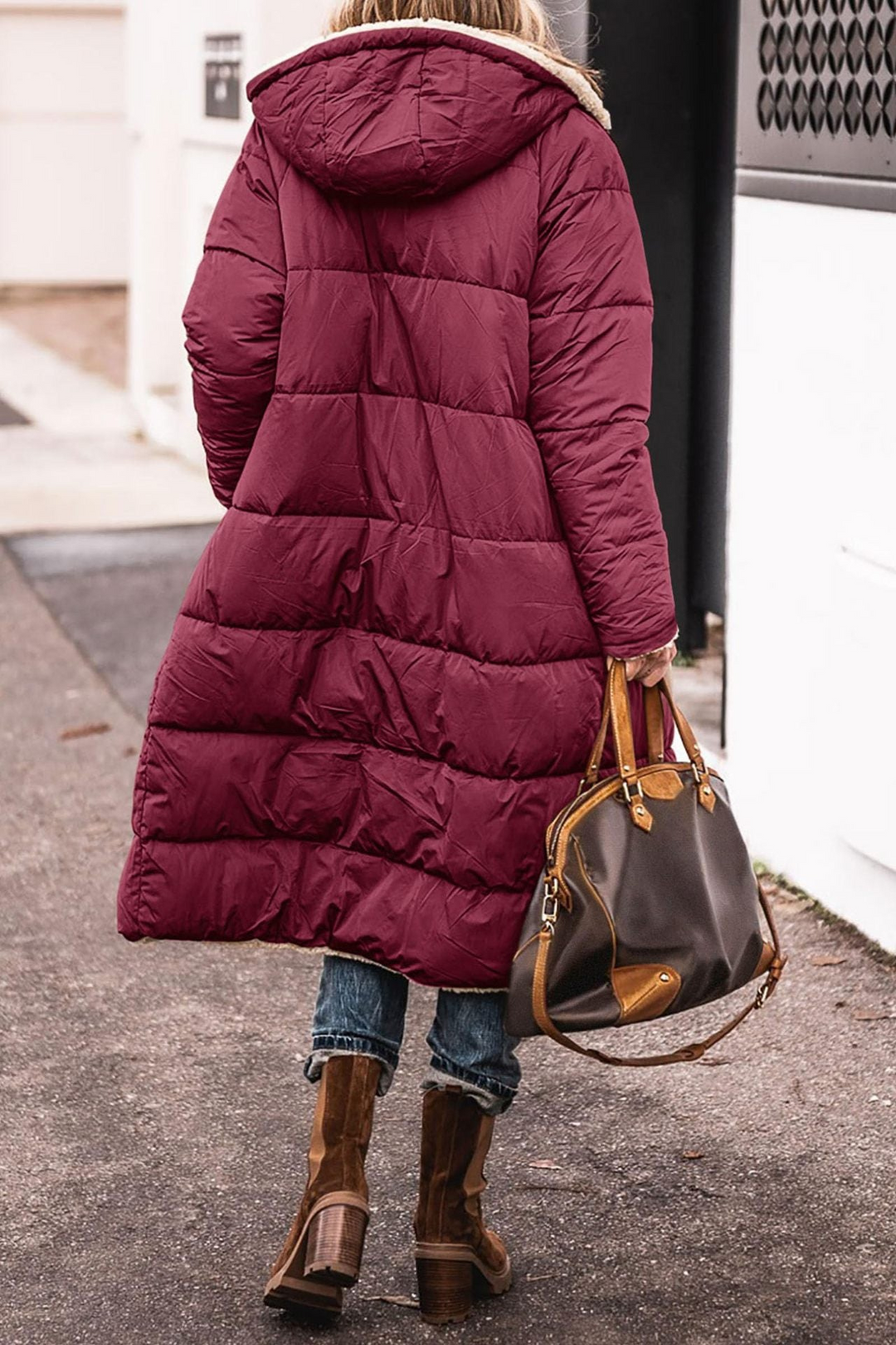 Wendbare Damen Winterjacke, zwei Looks in einer Jacke, trendig & praktisch für jede Gelegenheit.