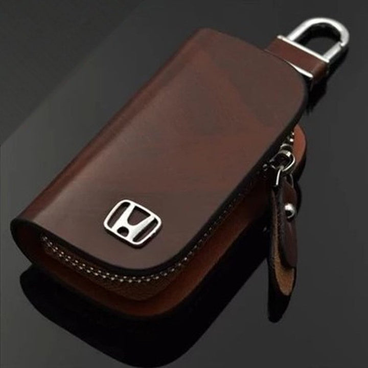 Hochwertiges Keyless-Go Etui aus langlebigem PU-Leder, bietet Diebstahlschutz und Eleganz für Schlüssel.
