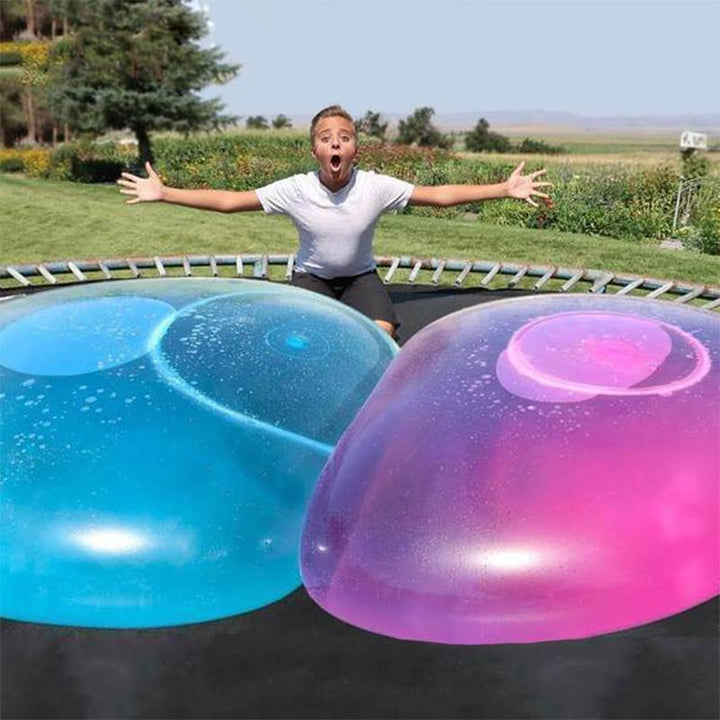 Riesiger aufblasbarer Bubble Ball aus TPR für grenzenlosen Outdoor-Spielspaß im Garten für Kinder und Familie.