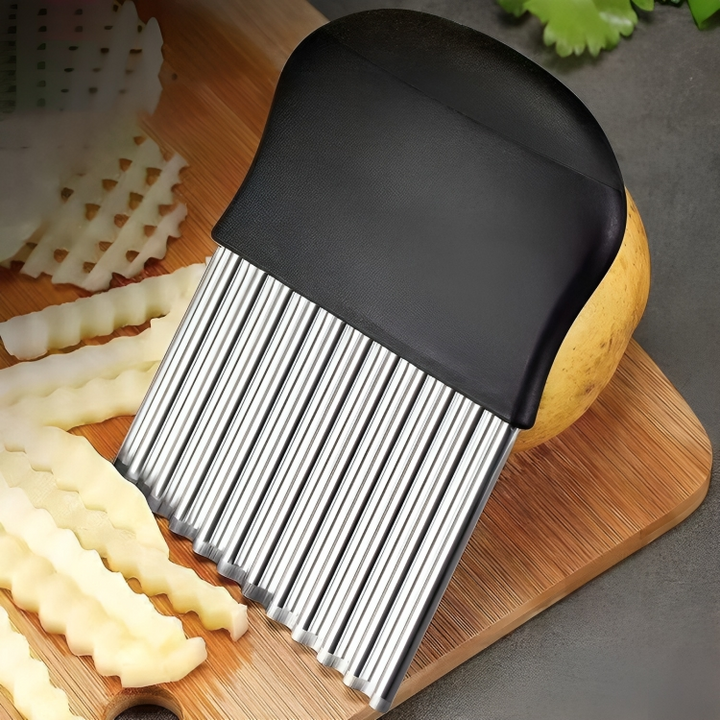 Detailaufnahme des rutschfesten Griffs vom Wellenhobel. Sicher und komfortabel beim Gemüseschneiden.