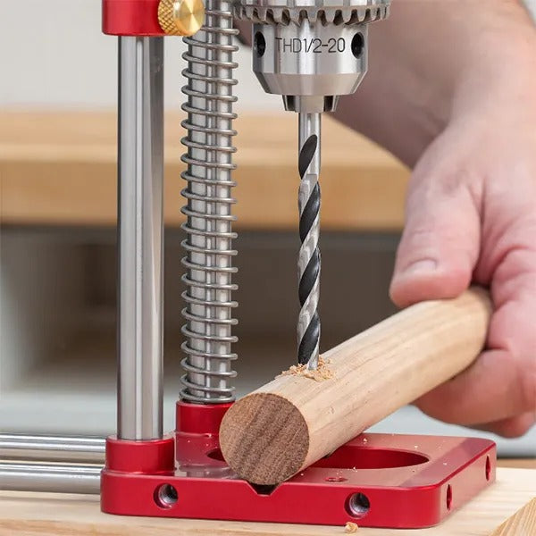 Langlebige Bohrschablone aus robustem Material. Unverzichtbares Handwerkzeug für präzise Bohrungen.