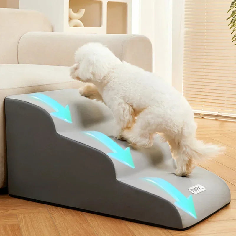 Robuste Haustiertreppe für sicheren Aufstieg kleiner Hunde & Katzen. Ideal für seniorentiere, rutschfest.