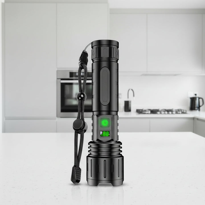 Robuste, helle Unisex LED-Taschenlampe aus Aluminium für Outdoor, Camping & Alltag; wiederaufladbar mit Powerbank-Funktion.