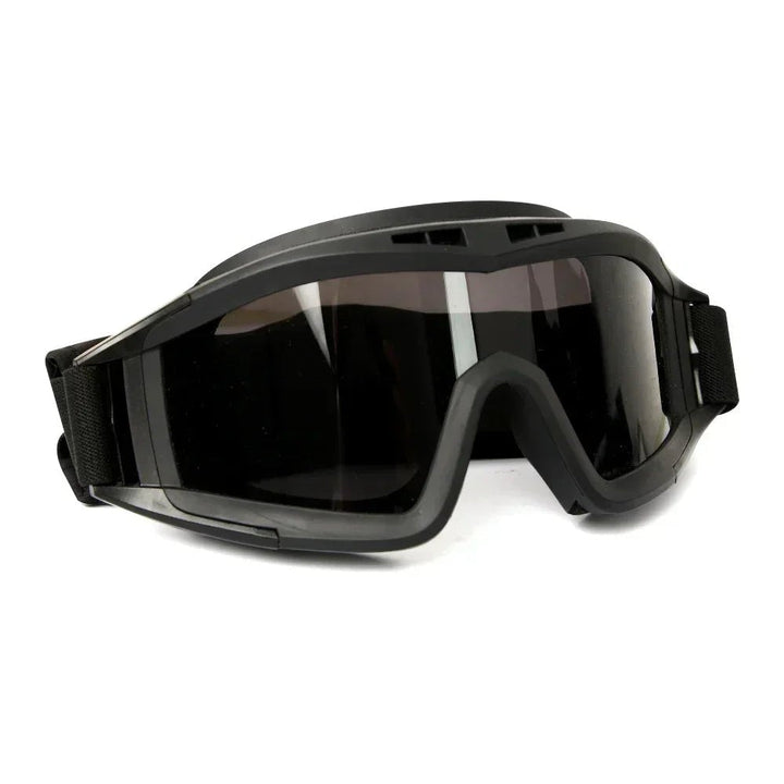 Robuste Unisex-Schutzbrille für Sportler, taktisch, bietet optimalen Augenschutz im Gelände.