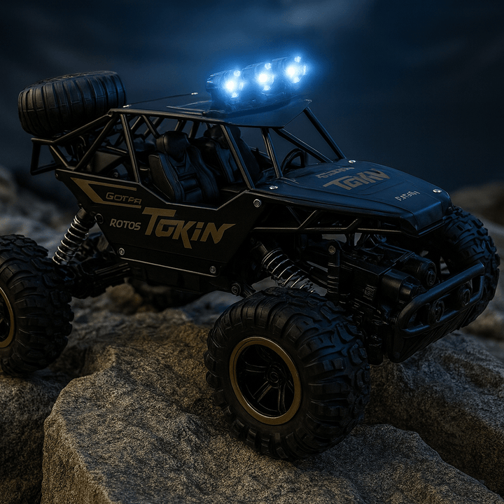 Kinderhände halten die Fernbedienung des BEASTTREK X4 RC Monstertrucks, einfach zu steuern.