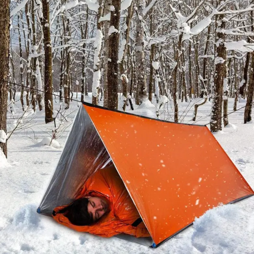 Robustes 2-Personen-Survivalzelt für Winter & Notfälle, wasserdicht mit Kälteschutz aus Mylar. Ideal für Outdoor.