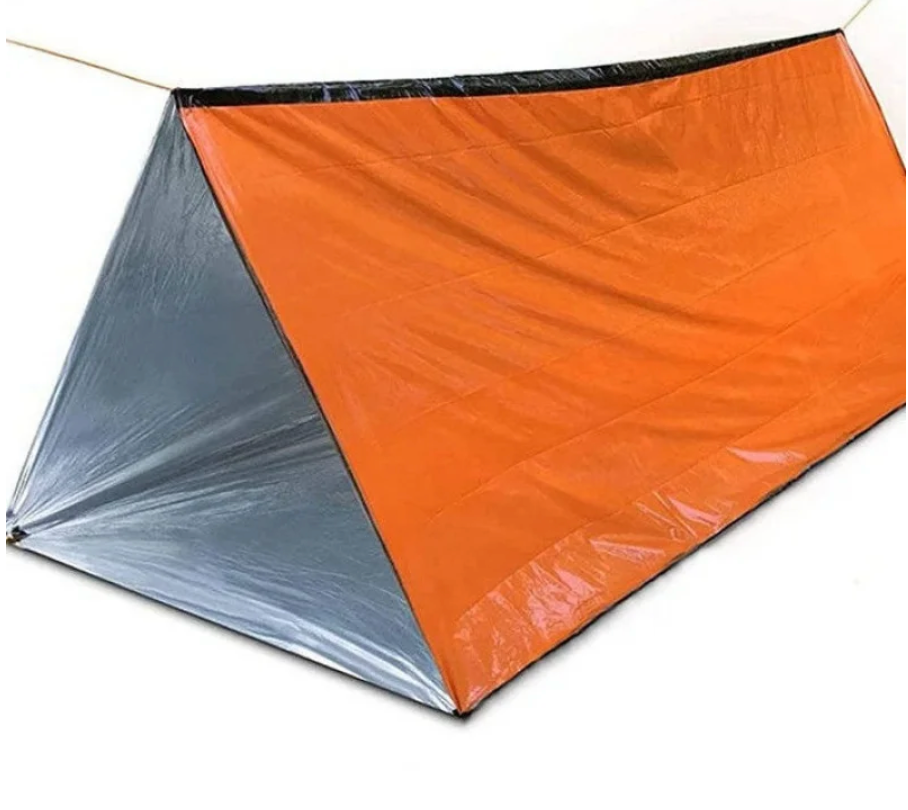 Kompaktes Notzelt für 2 Personen, aus wetterfestem Mylar, bietet Kälteschutz bei Notfällen und Outdoor-Abenteuern.