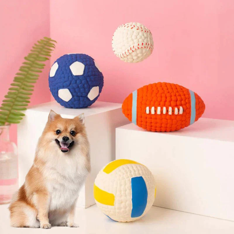Robustes KryptoChew Hundeball-Kauspielzeug für starke Kauer, unzerstörbar und langlebig.