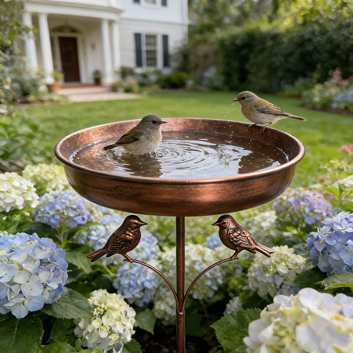 Robustes Metall-Vogelbad mit Ständer, perfekt für den Garten & Außenbereich als Wasserstelle.