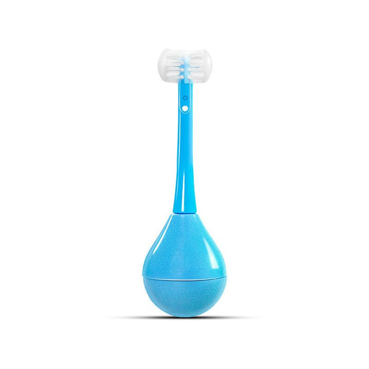 Effektive Mundhygiene: Blaue Dreifach-Kinderzahnbürste mit weichen Borsten.